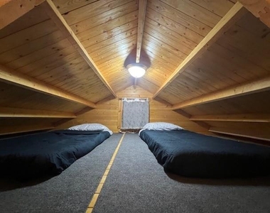 9706 Camelots Court - Photo Thumbnail 4