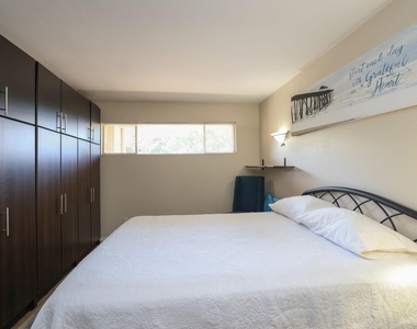12600 Melville Drive - Photo Thumbnail 18