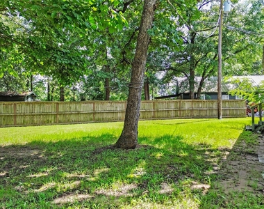 8 Jackson Road - Photo Thumbnail 16