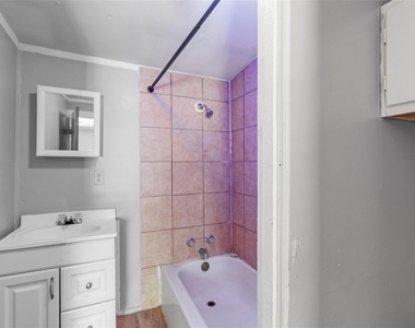8 Jackson Road - Photo Thumbnail 8