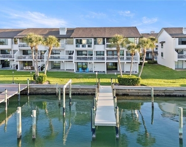 150 Marina Del Rey Court - Photo Thumbnail 6