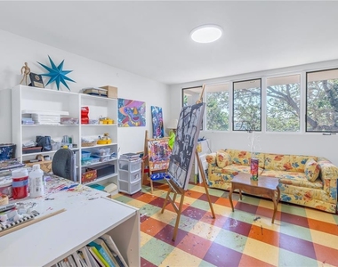838 Monterey Boulevard Ne - Photo Thumbnail 24
