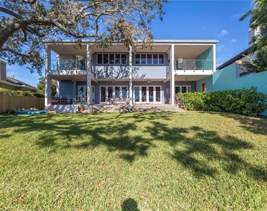 838 Monterey Boulevard Ne - Photo Thumbnail 39