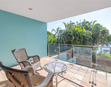 838 Monterey Boulevard Ne - Photo Thumbnail 19