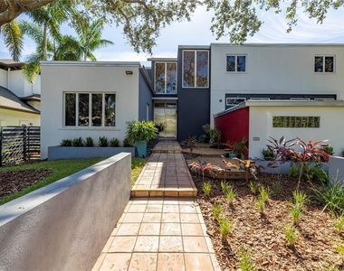 838 Monterey Boulevard Ne - Photo Thumbnail 44