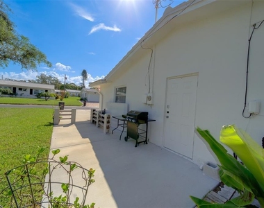 9262 140th Lane - Photo Thumbnail 43