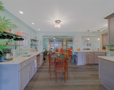 9262 140th Lane - Photo Thumbnail 6