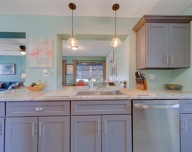 9262 140th Lane - Photo Thumbnail 12