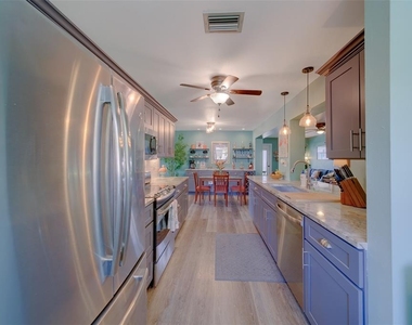 9262 140th Lane - Photo Thumbnail 13
