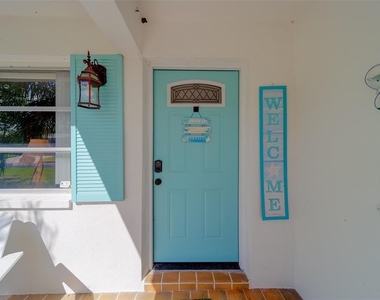 9262 140th Lane - Photo Thumbnail 1