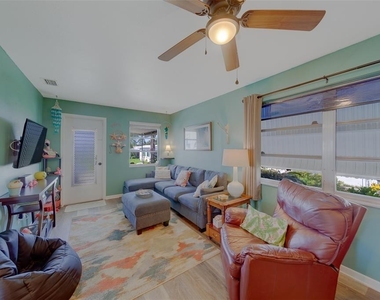 9262 140th Lane - Photo Thumbnail 18
