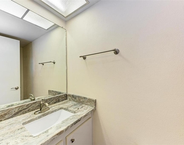 305 30th Avenue W - Photo Thumbnail 23