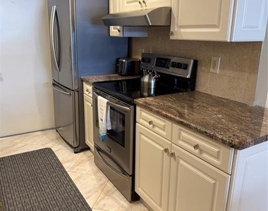 3806 Gulf Of Mexico Drive - Photo Thumbnail 2