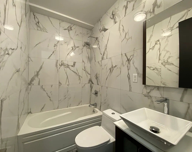 758 Putnam Avenue - Photo Thumbnail 9