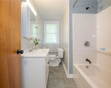 1919 W Lake Road - Photo Thumbnail 11