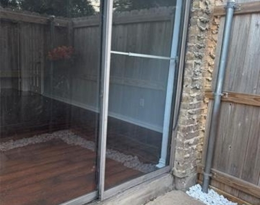 883 Dublin Drive - Photo Thumbnail 25