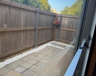 883 Dublin Drive - Photo Thumbnail 21