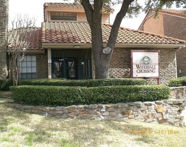 883 Dublin Drive - Photo Thumbnail 1