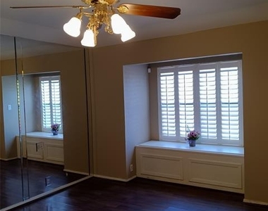 2030 Milrany Lane - Photo Thumbnail 9