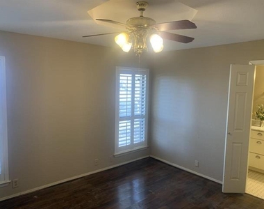 2030 Milrany Lane - Photo Thumbnail 11