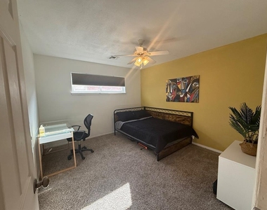 5825 Nw 86th Street - Photo Thumbnail 25