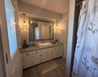 5825 Nw 86th Street - Photo Thumbnail 40