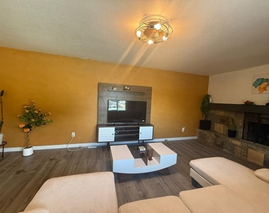 5825 Nw 86th Street - Photo Thumbnail 24
