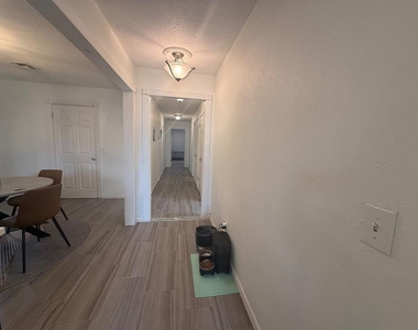 5825 Nw 86th Street - Photo Thumbnail 8