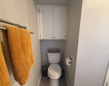 5825 Nw 86th Street - Photo Thumbnail 39