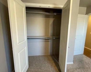913 Coles Creek - Photo Thumbnail 21