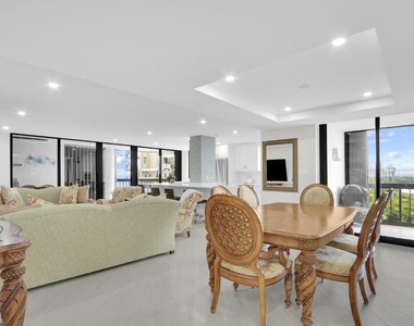 5380 N Ocean Drive - Photo Thumbnail 1