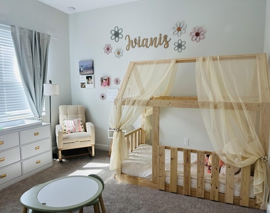 5461 Pecan Drive - Photo Thumbnail 10