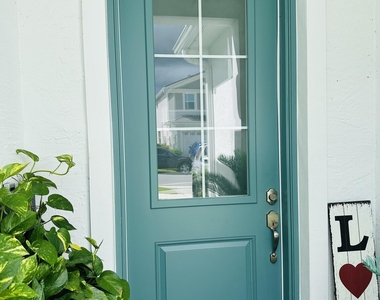 5461 Pecan Drive - Photo Thumbnail 2