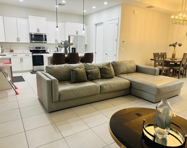 5461 Pecan Drive - Photo Thumbnail 5