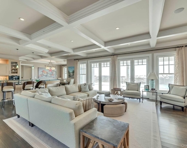 19 Dune Road Road - Photo Thumbnail 2