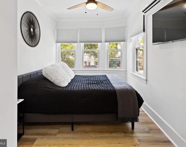 1 S Delancy Place - Photo Thumbnail 23