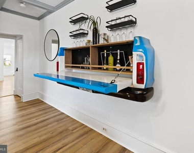 1 S Delancy Place - Photo Thumbnail 9