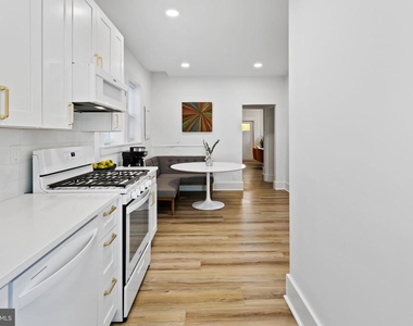 1 S Delancy Place - Photo Thumbnail 31