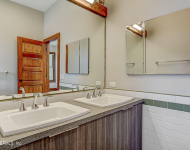 122 E Duval Street - Photo Thumbnail 16