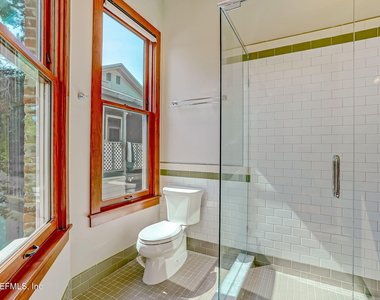 122 E Duval Street - Photo Thumbnail 13