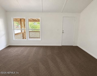 3521 Whitehall Street - Photo Thumbnail 6