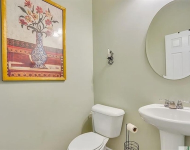 365 Southwilde Way - Photo Thumbnail 25