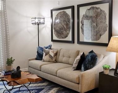 30 Laurel Canyon Village Circle - Photo Thumbnail 3