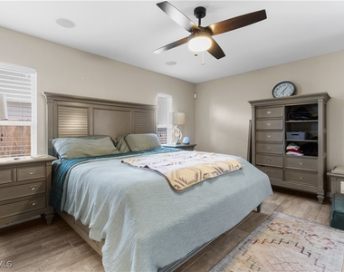 11568 Forest Mere Drive - Photo Thumbnail 17
