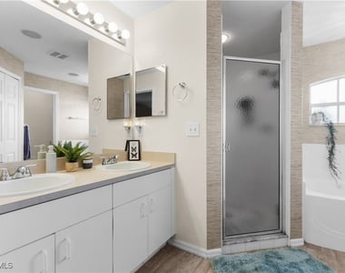 11568 Forest Mere Drive - Photo Thumbnail 18