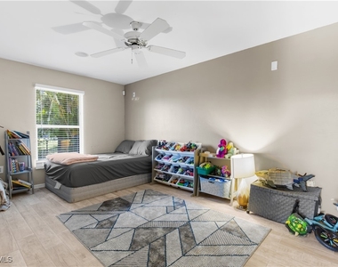 11568 Forest Mere Drive - Photo Thumbnail 12