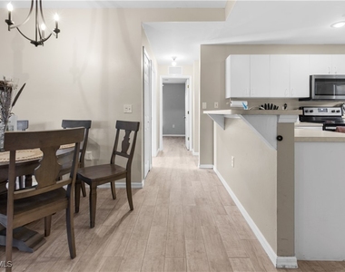 11568 Forest Mere Drive - Photo Thumbnail 7
