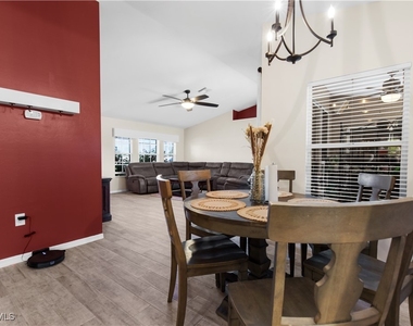 11568 Forest Mere Drive - Photo Thumbnail 6