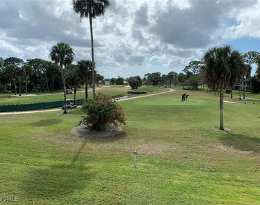 1739 Golf Club Drive - Photo Thumbnail 5