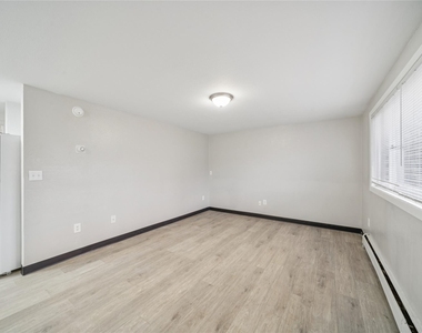 12332 End Street - Photo Thumbnail 37